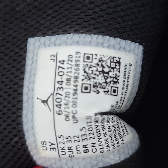 Nike Air Jordan 1 Mid PS 'Banned' 640734-074 Youth Size 3Y - Picture 6 of 8